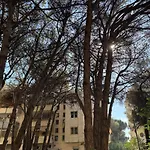 Seaside Royal Golem (Tirana)