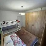 Seaside Royal Lägenhet Golem (Tirana)