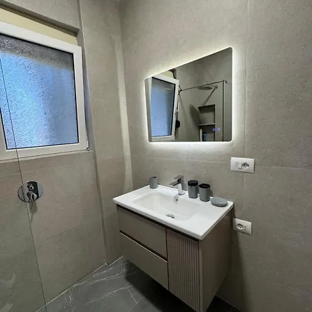 Seaside Royal Apartment *